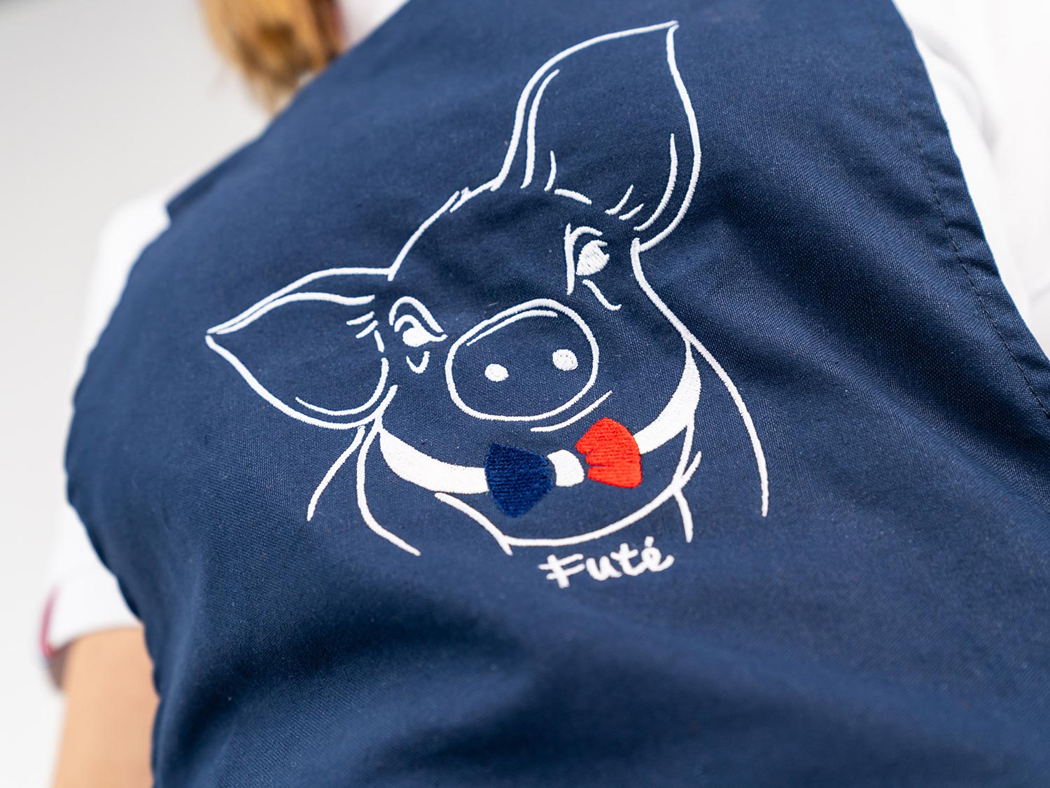 Tablier-bleu8 Tablier bleu8 - Cochon Futé